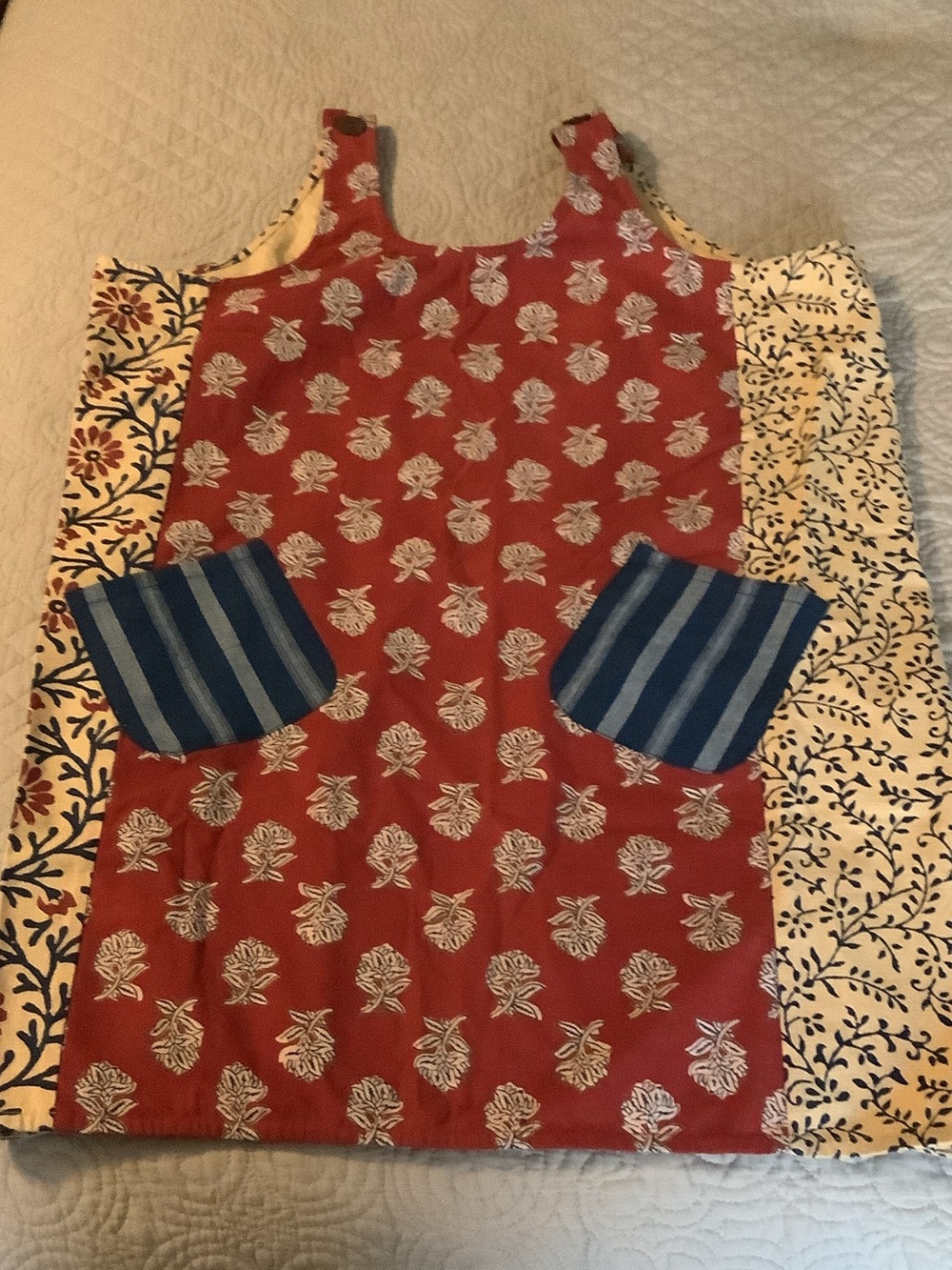 April Cornell Floral Apron with Striped Pockets